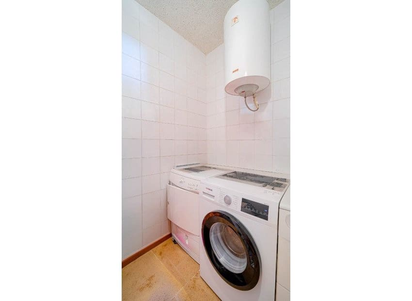 2 sypialnia Apartament na sprzedaż w Orihuela Costa z basenem garażem - 155 000 € (Ref: 10175843)