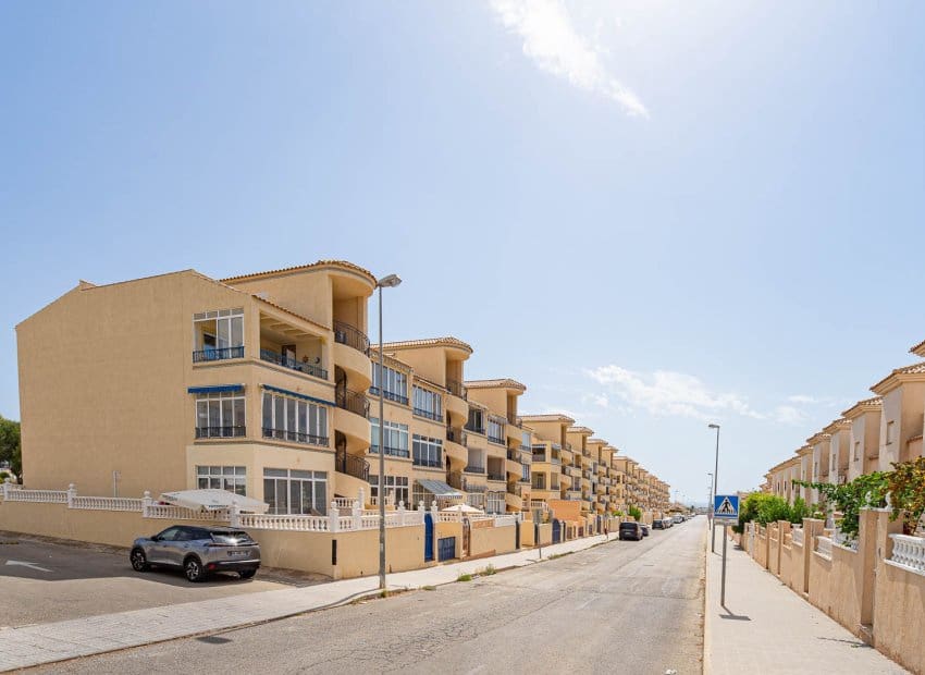 2 sypialnia Apartament na sprzedaż w Orihuela Costa z basenem garażem - 155 000 € (Ref: 10175843)