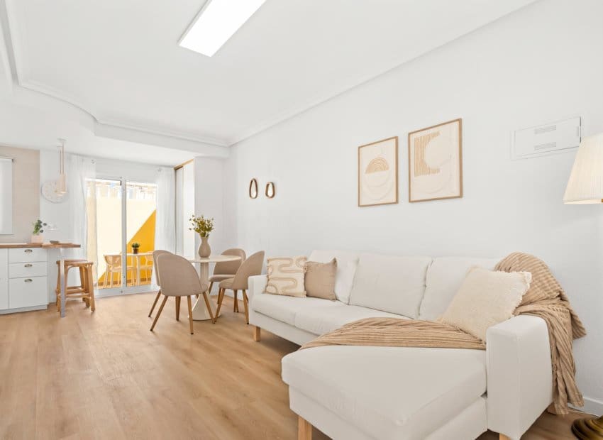 2 soverom Hus til salgs i Villamartin med svømmebasseng - € 229 800 (Ref: 10175844)