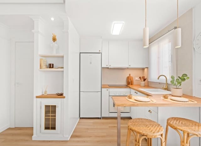 2 soverom Hus til salgs i Villamartin, Orihuela med svømmebasseng - € 229 800 (Ref: 10175844)
