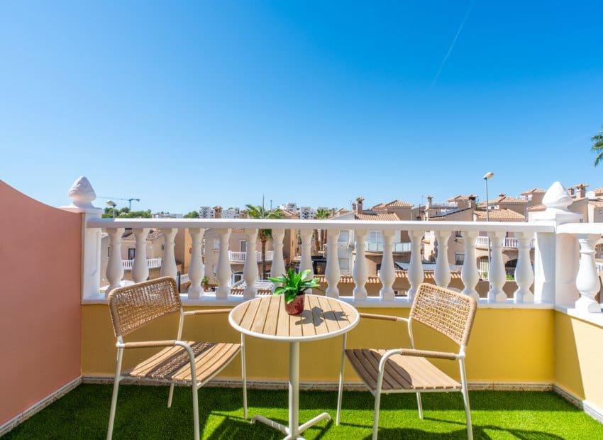 2 soverom Hus til salgs i Villamartin med svømmebasseng - € 229 800 (Ref: 10175844)
