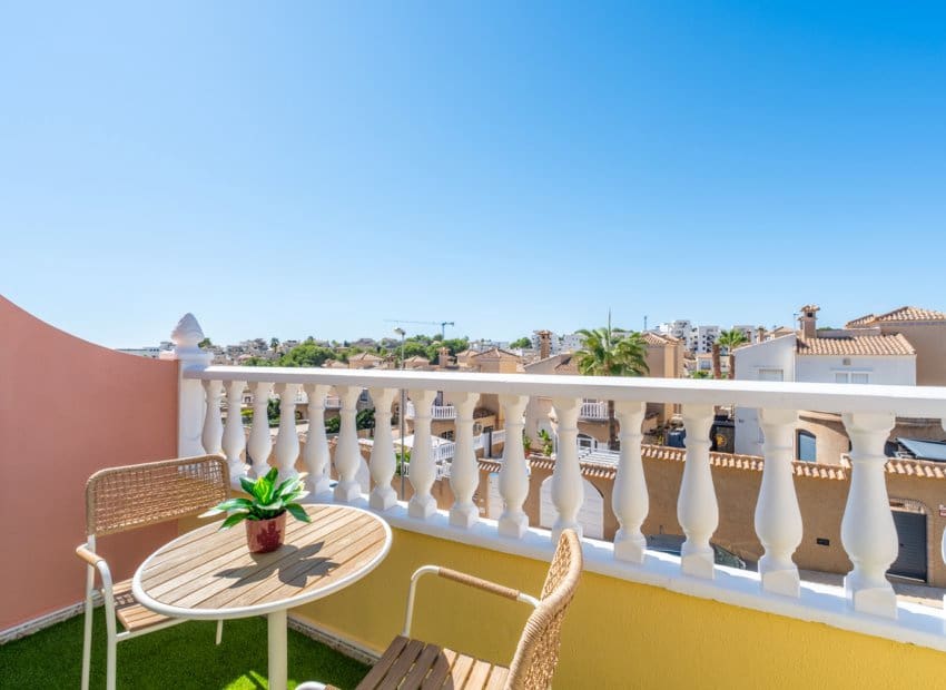 2 soverom Hus til salgs i Villamartin med svømmebasseng - € 229 800 (Ref: 10175844)