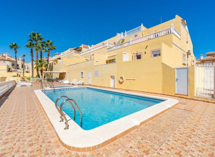 2 soverom Hus til salgs i Villamartin med svømmebasseng - € 229 800 (Ref: 10175844)