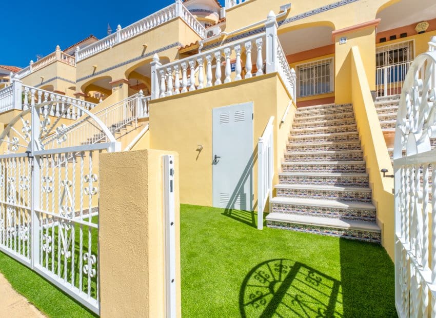 2 soverom Hus til salgs i Villamartin med svømmebasseng - € 229 800 (Ref: 10175844)
