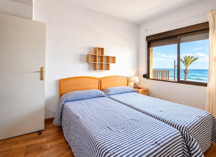 Apartamento de 2 habitaciones en Playa de Muchavista en venta - 299.000 € (Ref: 10175850)