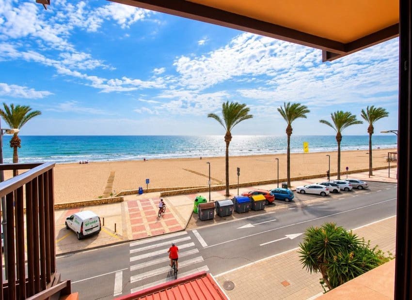 Apartamento de 2 habitaciones en Playa de Muchavista en venta - 299.000 € (Ref: 10175850)