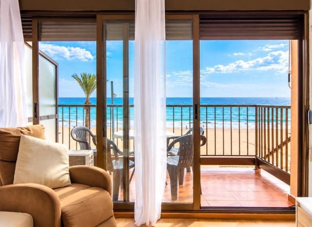 Apartamento de 2 habitaciones en Playa de Muchavista, El Campello en venta - 299.000 € (Ref: 10175850)