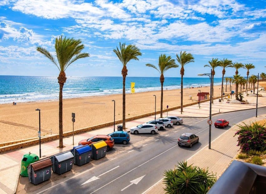 Apartamento de 2 habitaciones en Playa de Muchavista en venta - 299.000 € (Ref: 10175850)