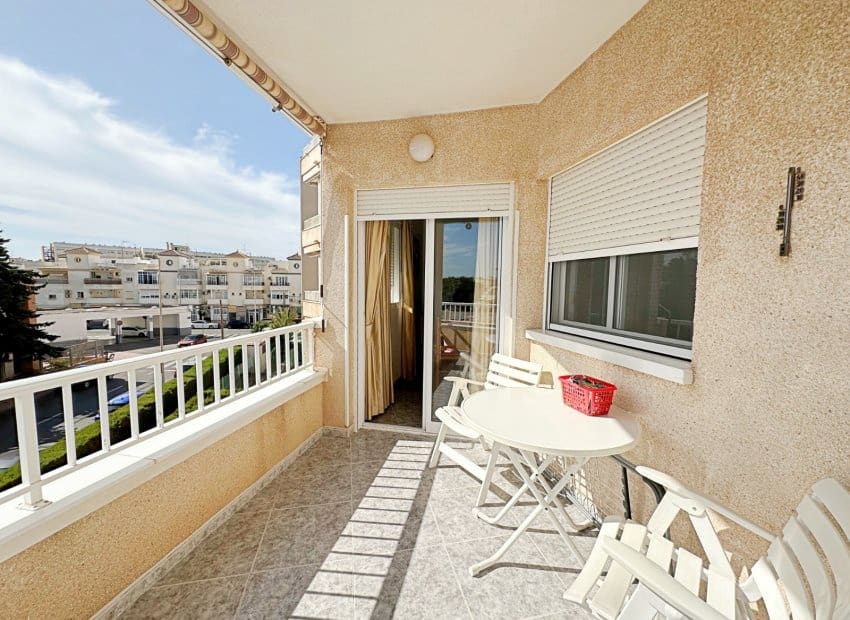 2 soveværelse Lejlighed til salg i Torrevieja med swimmingpool - € 149.900 (Ref: 10175854)