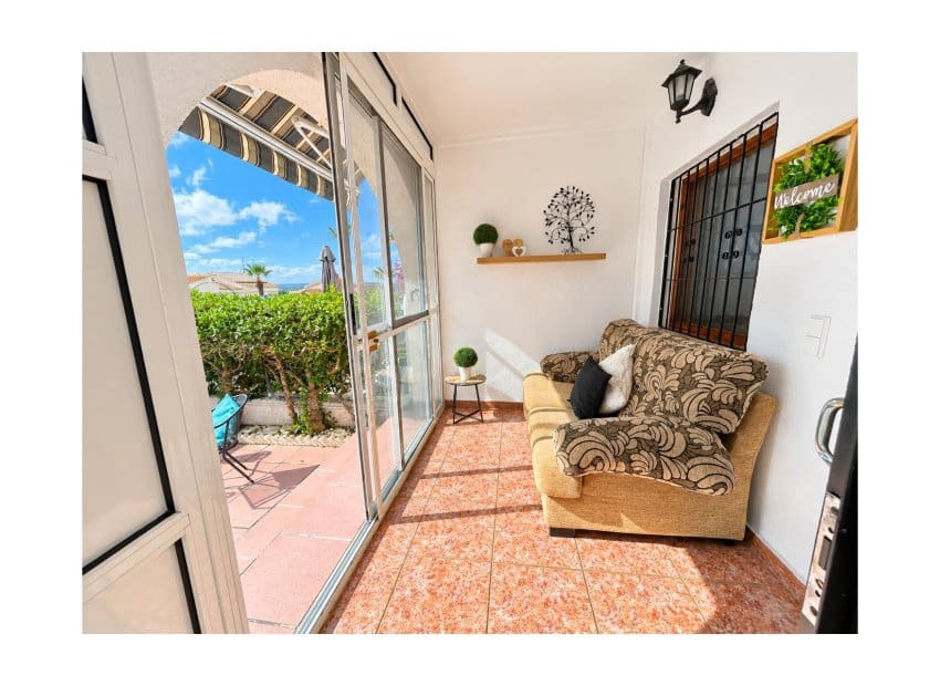 Bungalow de 2 habitaciones en Ciudad Quesada en venta con piscina - 169.995 € (Ref: 10175857)