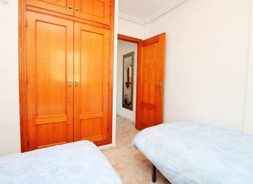 Casa de 3 habitaciones en Villamartin en venta con piscina garaje - 219.995 € (Ref: 10177525)