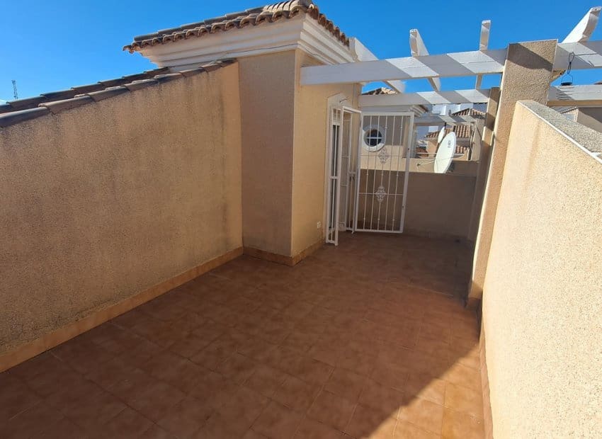 2 sypialnia Dom na sprzedaż w Villamartin z basenem garażem - 194 950 € (Ref: 10177526)
