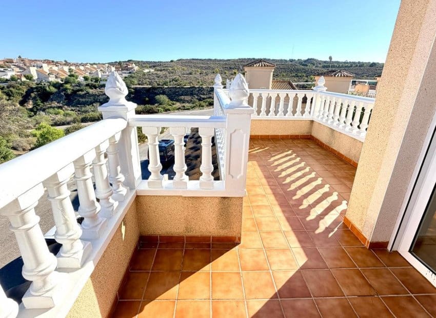 3 soveværelse Villa til salg i Ciudad Quesada med swimmingpool garage - € 289.000 (Ref: 10177530)