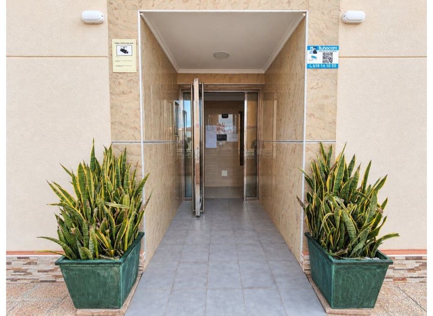 Apartamento de 2 habitaciones en La Mata en venta con garaje - 249.990 € (Ref: 10182257)
