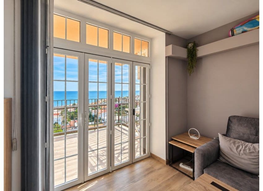 Apartamento de 2 habitaciones en La Mata en venta con garaje - 249.990 € (Ref: 10182257)