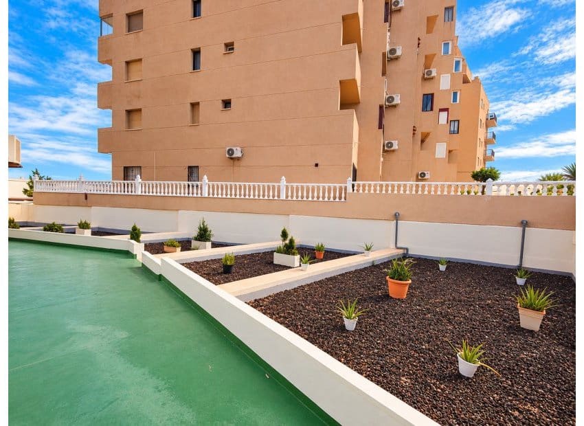 Apartamento de 2 habitaciones en La Mata en venta con garaje - 249.990 € (Ref: 10182257)