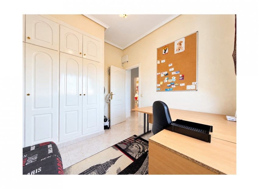 Chalet de 4 habitaciones en Doña Pepa en venta con piscina garaje - 549.995 € (Ref: 10183276)