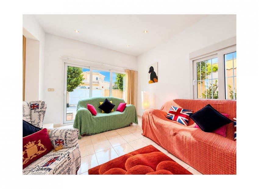 Chalet de 4 habitaciones en Doña Pepa en venta con piscina garaje - 549.995 € (Ref: 10183276)
