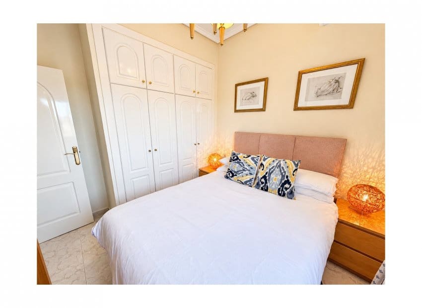 Chalet de 4 habitaciones en Doña Pepa en venta con piscina garaje - 549.995 € (Ref: 10183276)