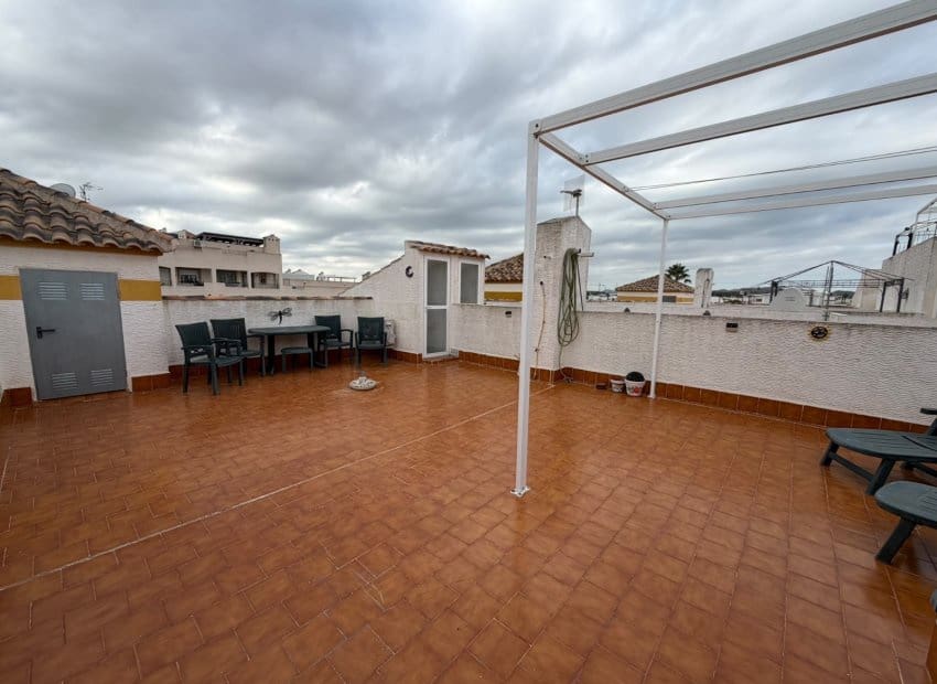 2 soveværelse Lejlighed til salg i Vistabella med swimmingpool - € 137.000 (Ref: 10183277)