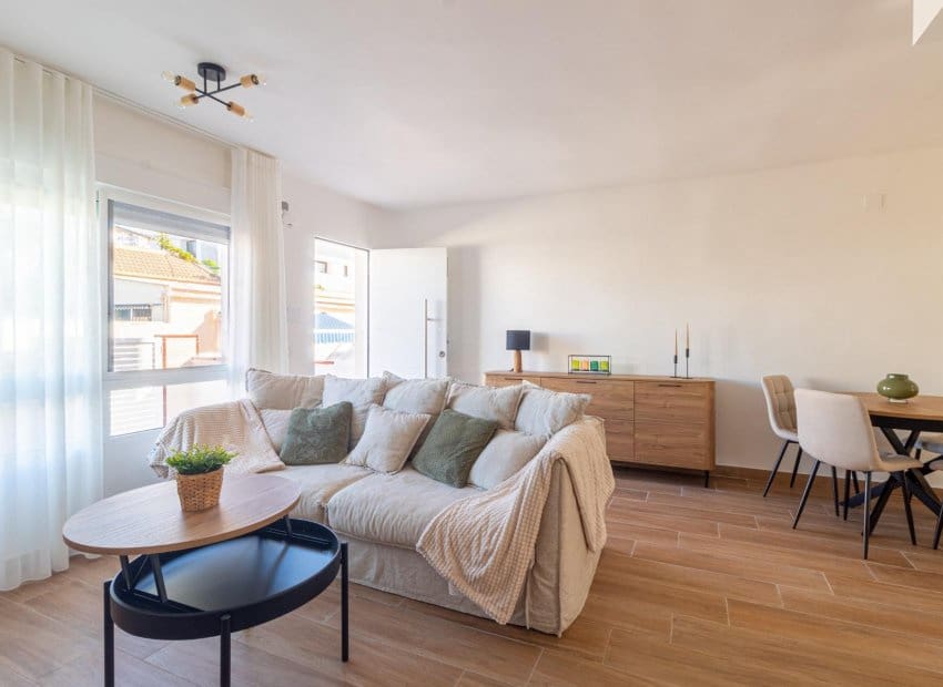 2 slaapkamer Huis te koop in Torrevieja - € 319.900 (Ref: 10183283)