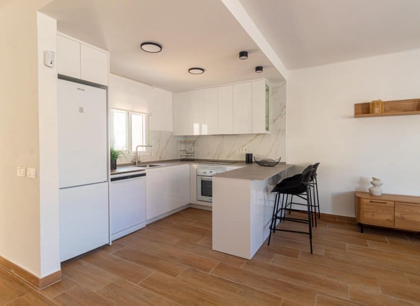 2 slaapkamer Huis te koop in Torrevieja - € 319.900 (Ref: 10183283)