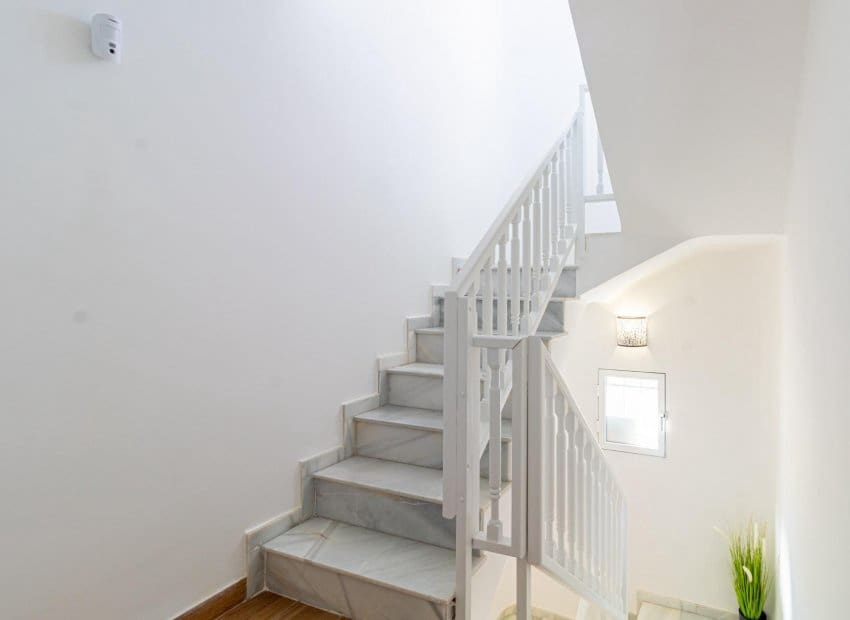 2 slaapkamer Huis te koop in Torrevieja - € 319.900 (Ref: 10183283)