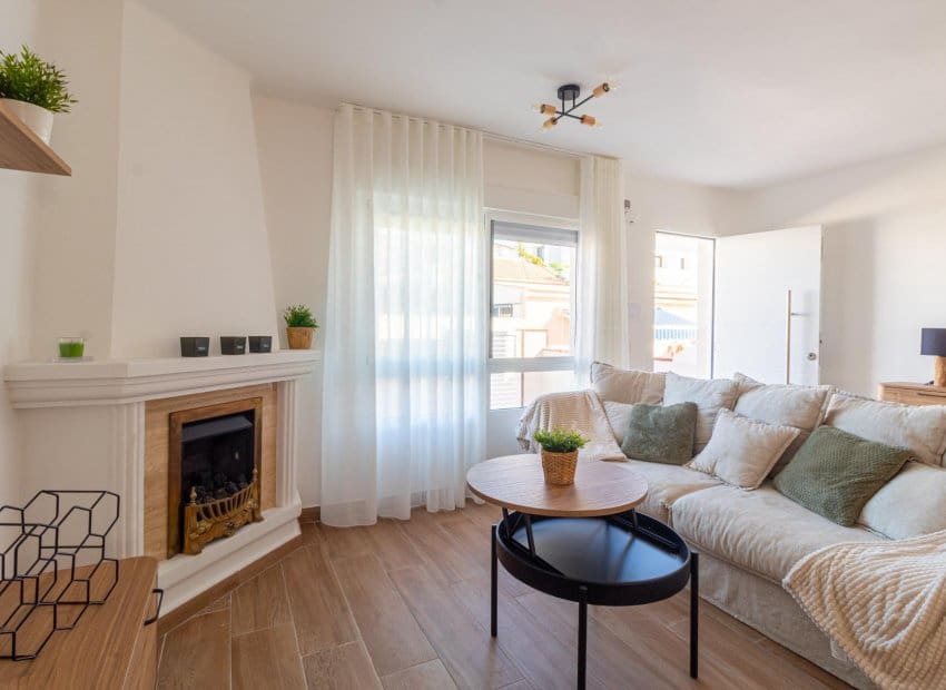 2 slaapkamer Huis te koop in Torrevieja - € 319.900 (Ref: 10183283)