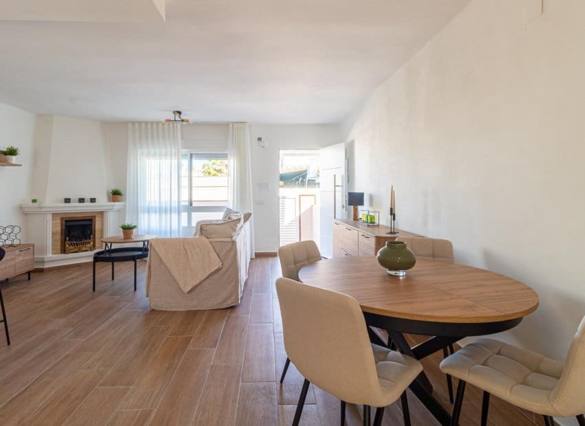 2 slaapkamer Huis te koop in Torrevieja - € 319.900 (Ref: 10183283)