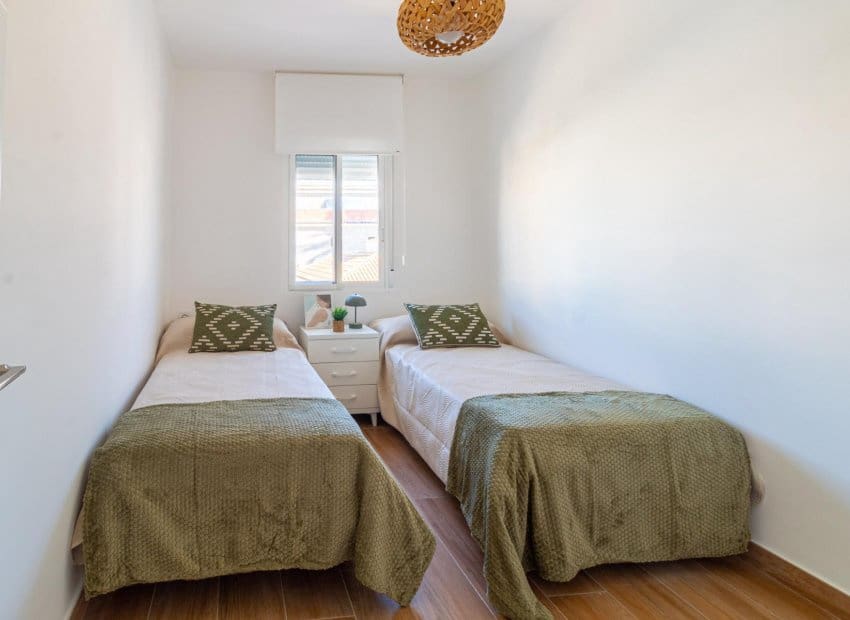2 slaapkamer Huis te koop in Torrevieja - € 319.900 (Ref: 10183283)