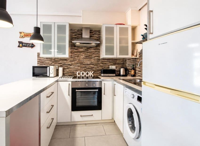 1 soveværelse Lejlighed til salg i Cabo Roig med swimmingpool - € 139.000 (Ref: 10183284)