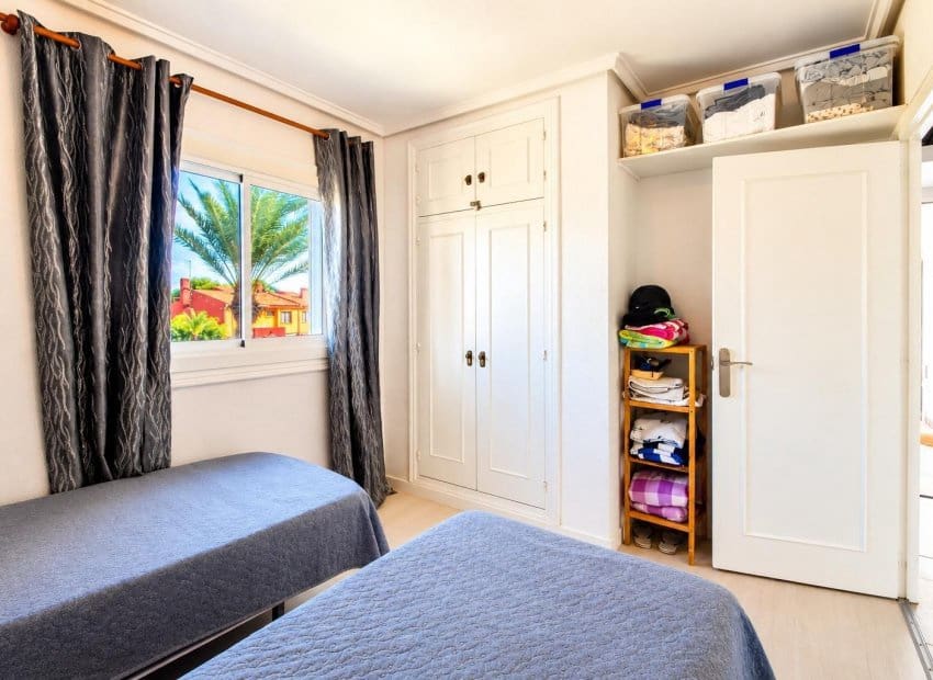 1 soveværelse Lejlighed til salg i Cabo Roig med swimmingpool - € 139.000 (Ref: 10183284)