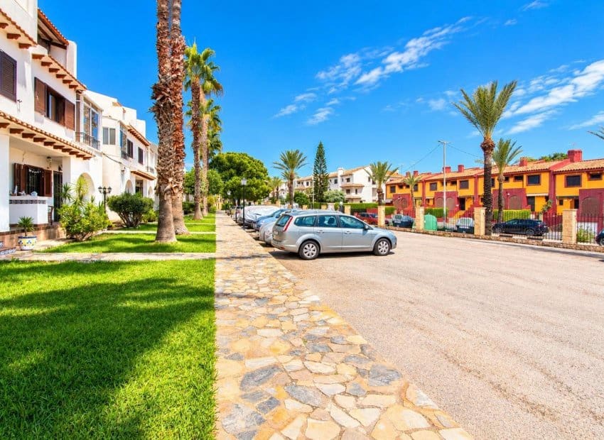 1 soveværelse Lejlighed til salg i Cabo Roig med swimmingpool - € 139.000 (Ref: 10183284)