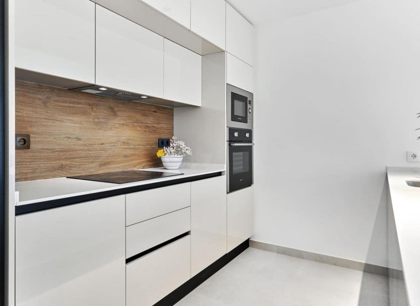 2 sypialnia Bungalow na sprzedaż w Torrevieja z basenem - 360 000 € (Ref: 8342207)