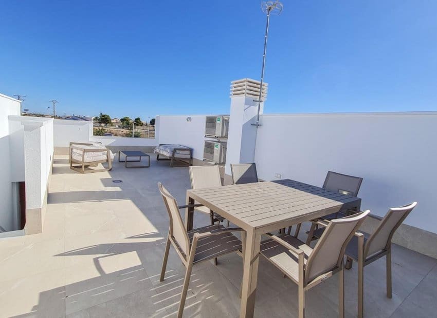3 soveværelse Villa til salg i San Pedro del Pinatar med swimmingpool - € 384.900 (Ref: 8342223)