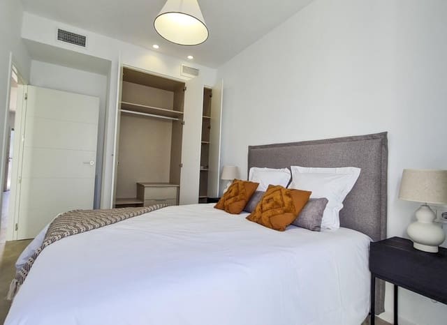 3 soveværelse Villa til salg i San Pedro del Pinatar ciudad, San Pedro del Pinatar med swimmingpool - € 384.900 (Ref: 8342223)