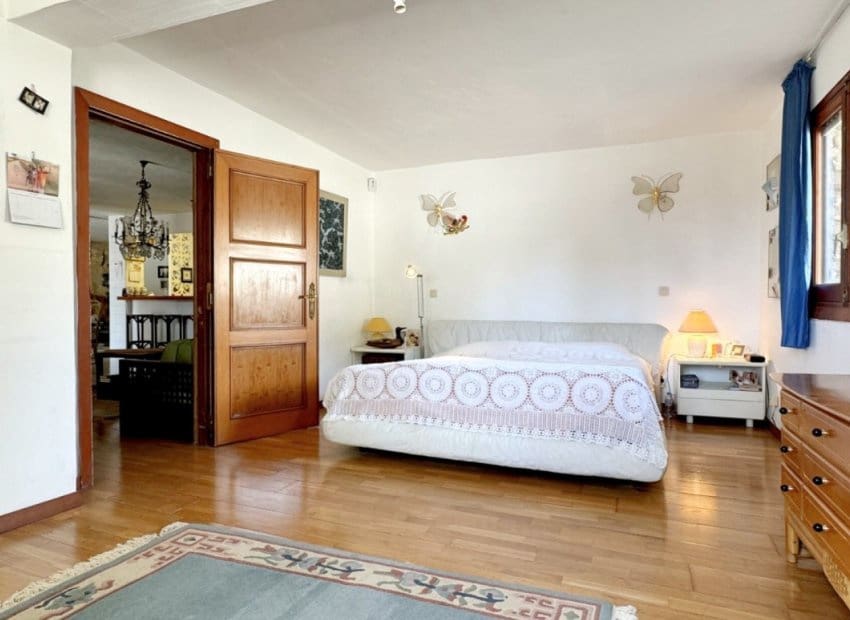 7 bedroom Villa for sale in Orihuela Costa with pool - € 899,000 (Ref: 8342300)