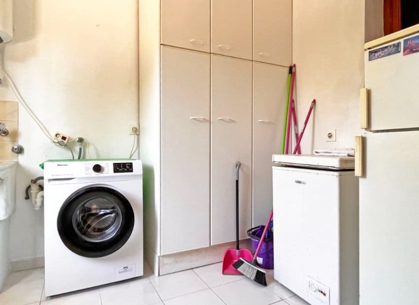 4 bedroom Villa for sale in Orihuela Costa with pool - € 950,000 (Ref: 8345458)