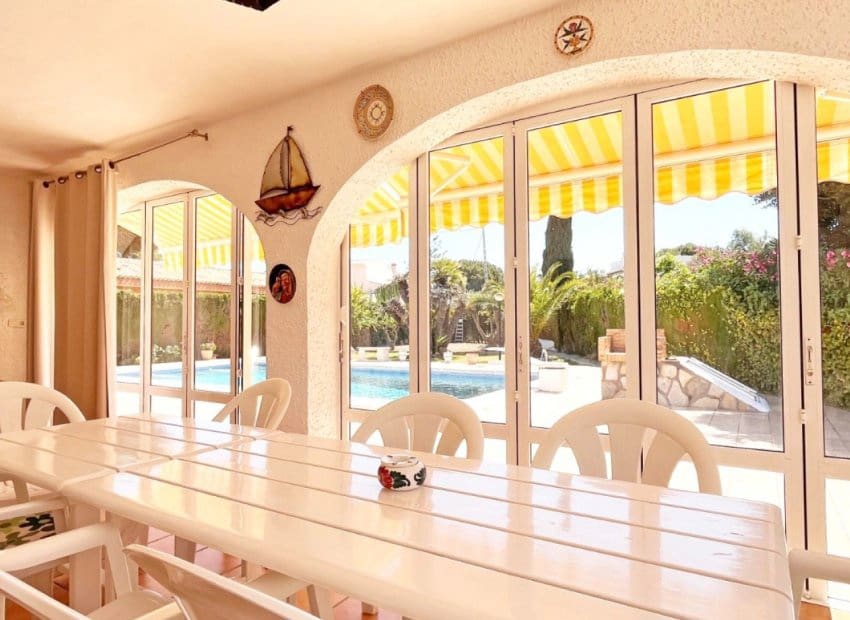 4 bedroom Villa for sale in Orihuela Costa with pool - € 950,000 (Ref: 8345458)