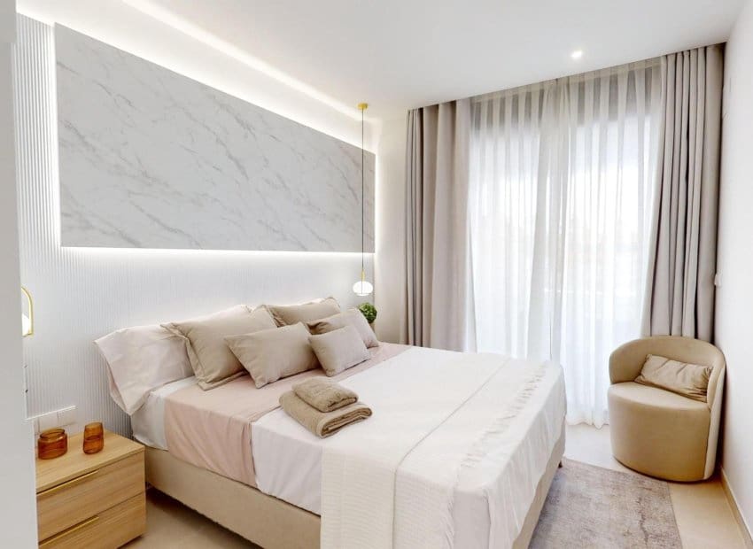 2 slaapkamer Appartement te koop in Orihuela Costa met zwembad - € 440.000 (Ref: 8345487)