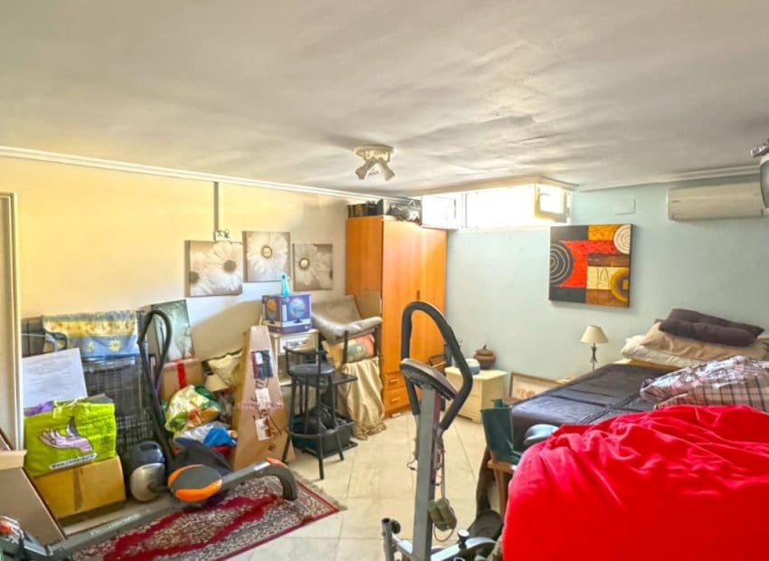 6 bedroom Villa for sale in Los Balcones with pool - € 625,000 (Ref: 8345858)