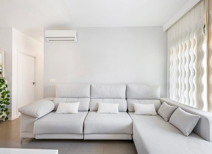 4 chambre Bungalow à vendre à Torre de la Horadada avec piscine - 597 800 € (Ref: 8358232)