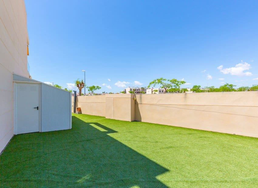 4 chambre Bungalow à vendre à Torre de la Horadada avec piscine - 597 800 € (Ref: 8358232)