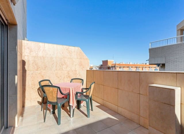 2 slaapkamer Strandappartement te koop in Gaspar Perelló, Torrevieja met zwembad - € 175.000 (Ref: 8361203)