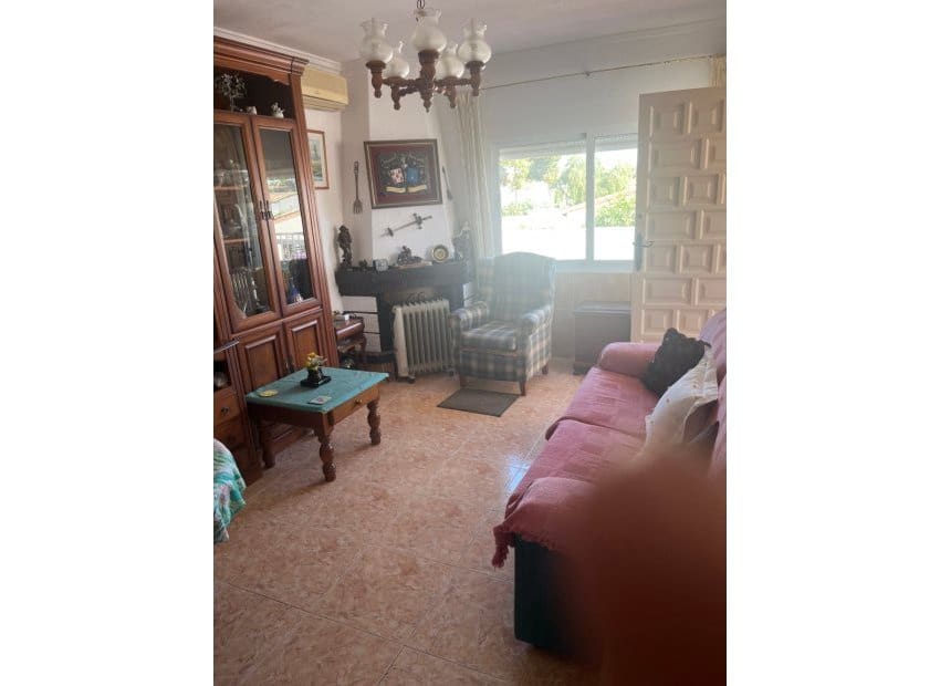 4 bedroom Villa for sale in Orihuela Costa with pool - € 359,000 (Ref: 8364661)