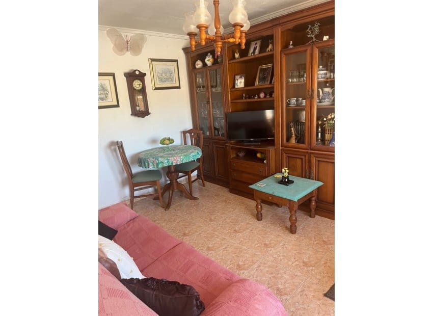 4 bedroom Villa for sale in Orihuela Costa with pool - € 359,000 (Ref: 8364661)