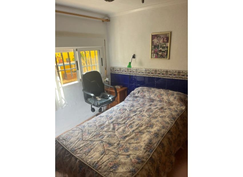 4 bedroom Villa for sale in Orihuela Costa with pool - € 359,000 (Ref: 8364661)