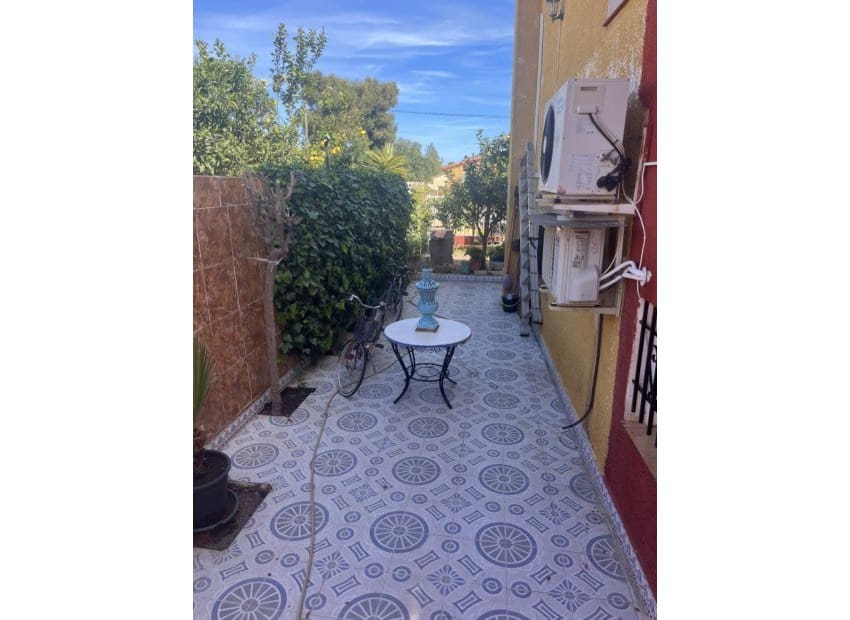 4 bedroom Villa for sale in Orihuela Costa with pool - € 359,000 (Ref: 8364661)