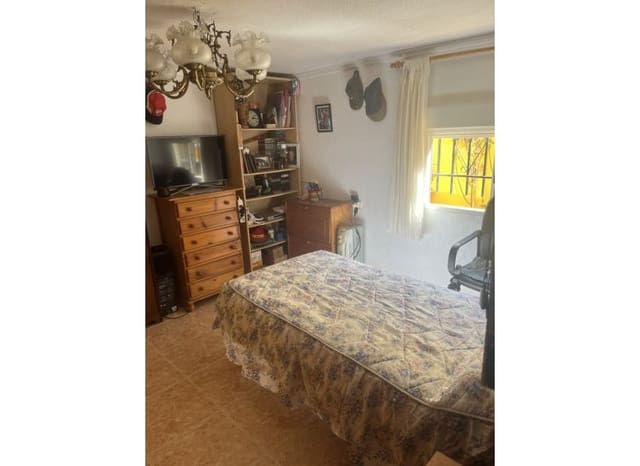 4 bedroom Villa for sale in Punta Prima, Orihuela with pool - € 359,000 (Ref: 8364661)