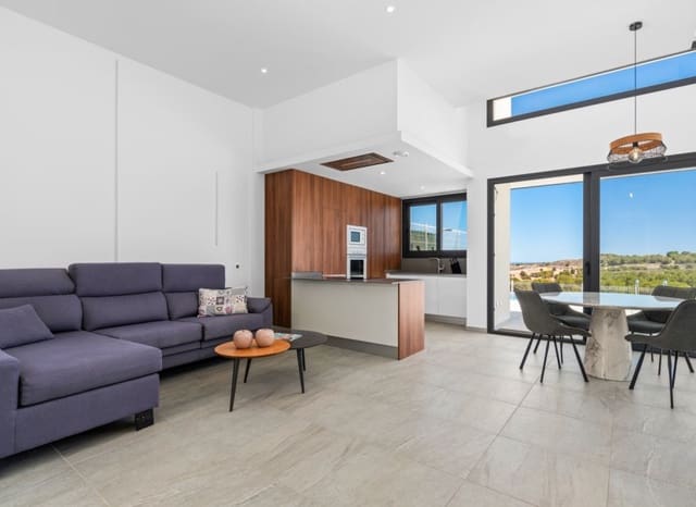 5 slaapkamer Villa te koop in San Miguel de Salinas met zwembad - € 499.990 (Ref: 8371997)